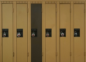 320-2573 Laconia High School - Lockers