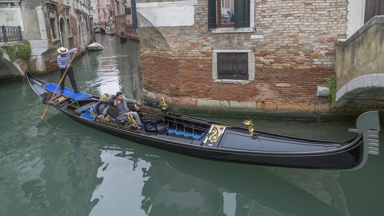 408-6691 IT - Venezia - Gondola.jpg